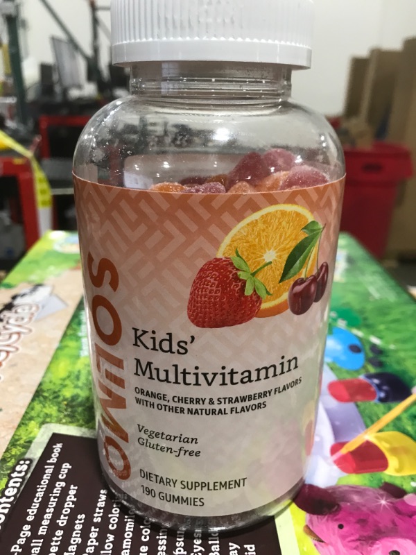 Photo 2 of Amazon Brand - Solimo Kids' Multivitamin, 190 Gummies 190 Count (Pack of 1) Exp.02/2024