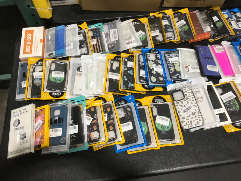 Photo 2 of ***BOX LOT FULL OF NEW PHONE CASES!!!!***

