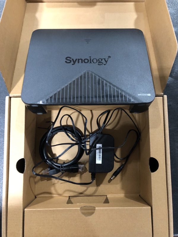 Photo 4 of Synology MR2200ac Mesh Wi-Fi Router