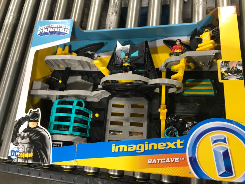 Photo 2 of Fisher-Price Imaginext Batcave