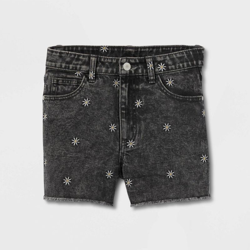 Photo 1 of Girls' Embroidered High-Rise a-Line Jean Shorts - Art Class™
SIZE 2X /18 YOUTH