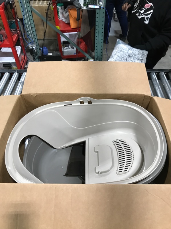 Photo 1 of Amazon Basics No-Mess Hooded Cat Litter Box (Various Sizes) Large