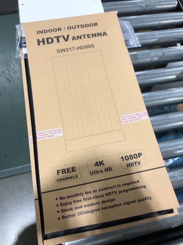 Photo 1 of 2022 Upgraded TV Antenna, Up to 800+ Miles Range Oversized Digital hd Indoor/Outdoor tv Antenna