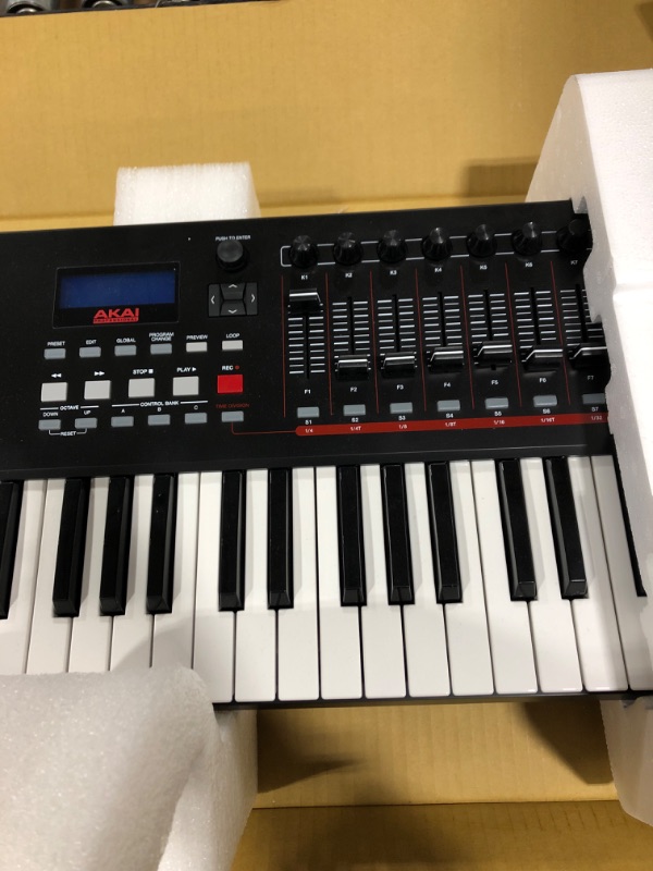 Photo 3 of Akai Professional MPK261 61-Key Keyboard Controller