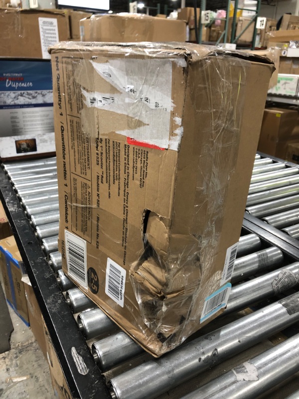 Photo 1 of Radio Flyer My 1st Scooter, Kids and Toddler 3 Wheel Scooter, Red Kick Scooter, For Ages 2-5 Years (Amazon Exclusive)--BOX DAMAGE