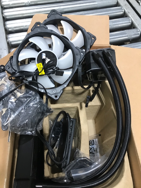 Photo 2 of Corsair iCUE H100i Elite Capellix Liquid Cooler