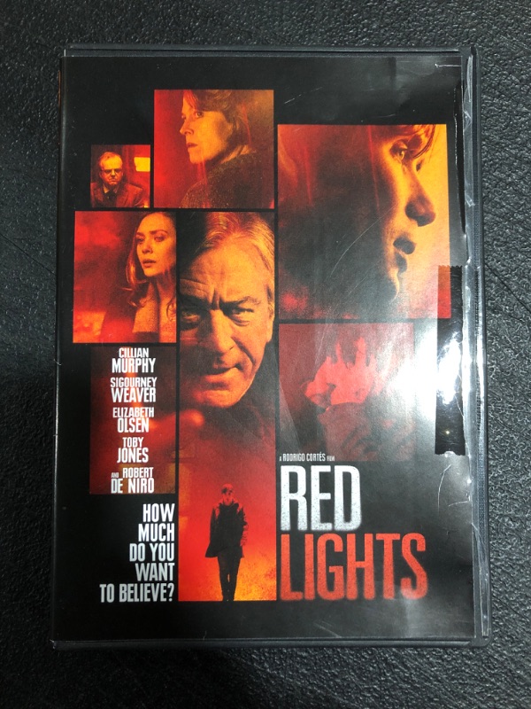 Photo 2 of Red Lights DVD