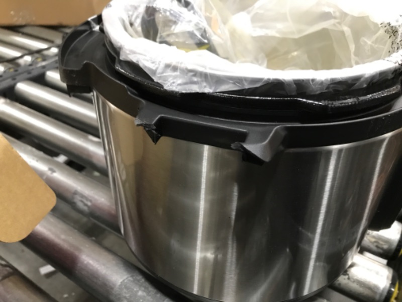 Photo 4 of  Instant Pot 6qt Duo Pressure Cooker 
