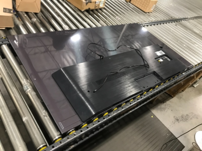 Photo 1 of LG B2 Series 65-Inch Class OLED Smart TV OLED65B2PUA, 2022 - AI-Powered 4K, Alexa Built-in - PARTS ONLY
