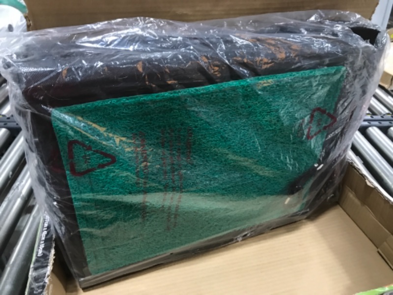 Photo 1 of Pet Gear supertraX Ramps for Dogs and Cats, Maximum Traction Surface, Portable/Easy-Fold (No Tools Required), Built in Handle for Travel, 5 Models, 42-71 Inches Long, Supports 150-200lbs Bi-Fold Half Ramp 42" L New Black/Green