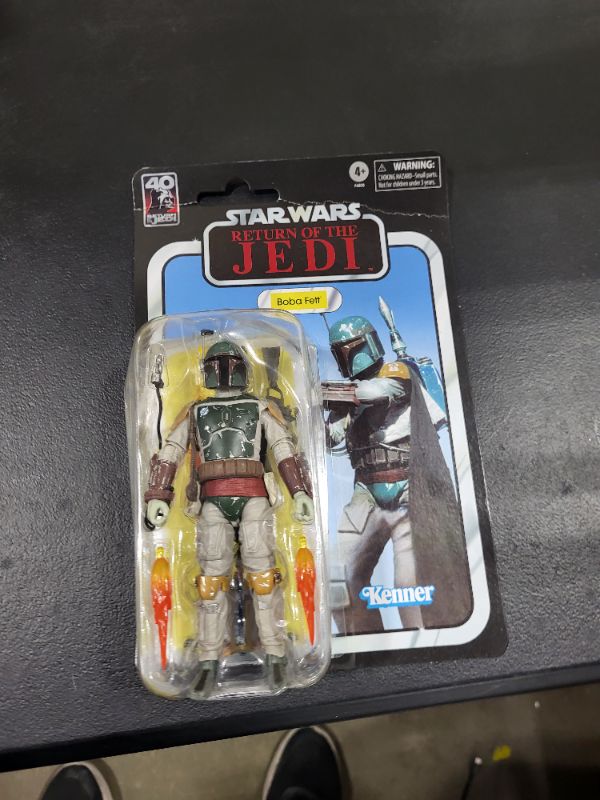 Photo 1 of Star Wars The Black Series Boba Fett, 40th Anniversary Return of The Jedi 6-Inch Collectible Action Figures, Ages 4 and Up (F6855)