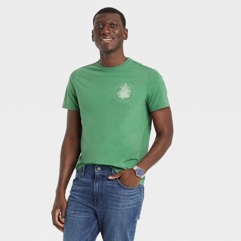 Photo 1 of .Men's Short Sleeve Graphic T-Shirt - Goodfellow & Co™
SIZE-XL
