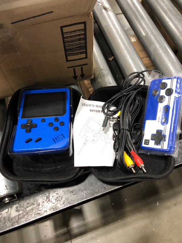 Photo 3 of Handheld Game Console , 400 Handheld Classic Games, 3 inch LCD Screen and Additional Controller, Portable Retro Handheld Game Console, Retro Game Console Supports Two Players at The Same time(Blue) **unable to test**