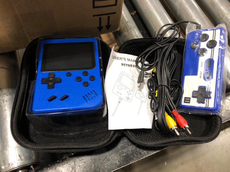 Photo 2 of Handheld Game Console , 400 Handheld Classic Games, 3 inch LCD Screen and Additional Controller, Portable Retro Handheld Game Console, Retro Game Console Supports Two Players at The Same time(Blue) **unable to test**