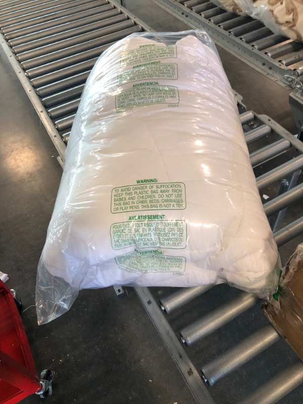Photo 1 of Bedsure Comforter Duvet Insert - Down Alternative White Comforter, Quilted All Season Duvet 