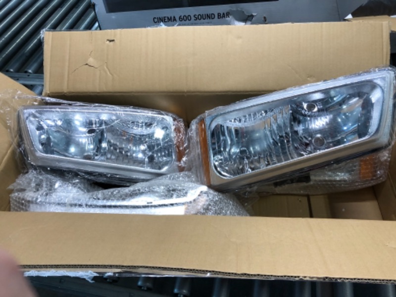 Photo 1 of GORWARE Headlights Assembly Compatible with 2003-2007 Silverado Avalanche 1500/2500/3500 Headlamp Replacement (Chrome Housing Clear Lens) Chrome Housing Amber Reflector
