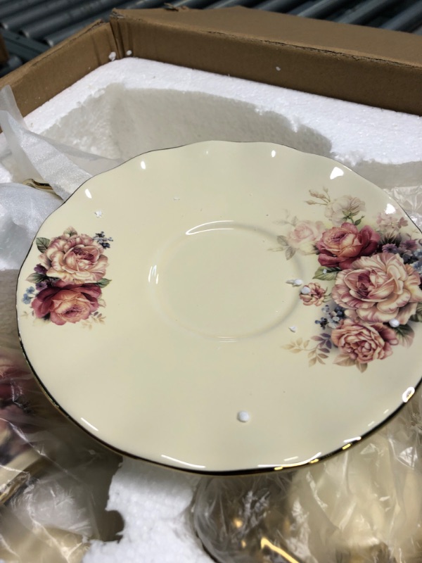 Photo 3 of fanquare 15 Pieces British Porcelain Tea Set, Floral Vintage China Coffee Set, Wedding Tea Service for Adult, Big Tea Cup
----- 1 Plate Broke and 1 Tea Pot Broke------ 