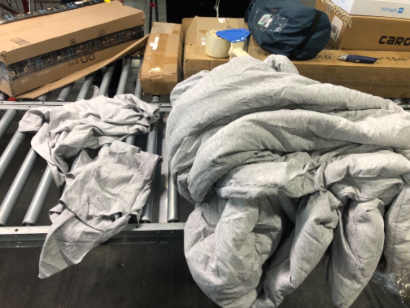 Photo 2 of BEDSURE Queen Comforter Set Grey - Bedding Comforter Set, All Season Cationic Dyeing Bedding Set 2 Pillow Shams (Queen/Full, 88x88 inches, 3 Pieces) Grey Queen