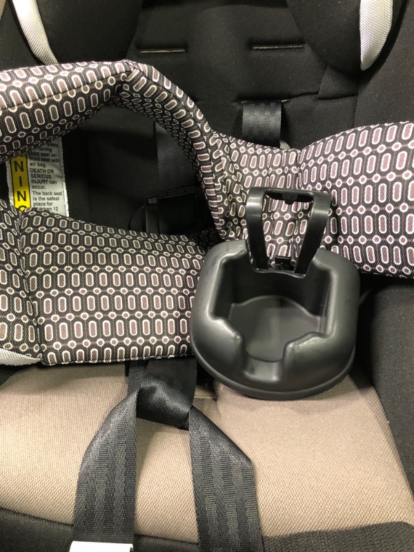 Photo 5 of Safety 1st Guide 65 Convertible Car Seat, Chambers
Visit the Safety 1st Store