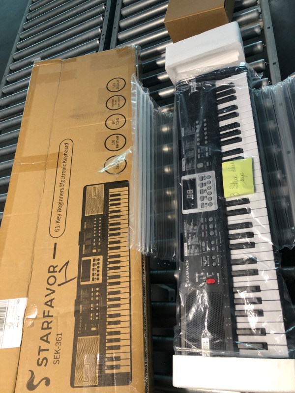 Photo 1 of Starfavor 61 Key Kids Electric Keyboard Electronic Piano Small-Sized-Key for Child Beginner, with Power Supply, Built in Speakers, LED Screen, Microphone, Headphone (SEK-361)