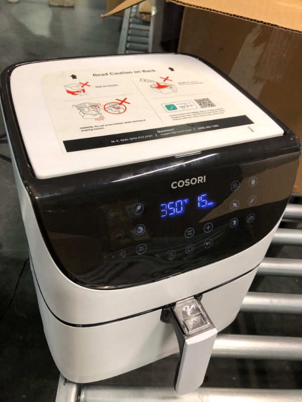 Photo 1 of Cosori Air Fryer,Max XL 5.8 Quart,1700-Watt Electric Hot Air Fryers Oven white