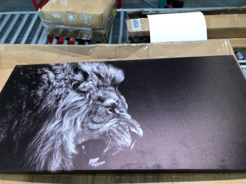 Photo 2 of arteWOODS Canvas Wall Art Lion Picture Prints Modern Large Howl Lion Portrait Contemporary Canvas Artwork Black and White Lion for Kitchen Office Home Decorations 24" x 48" 24" x 48" Roaring Lion