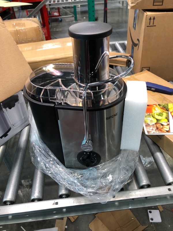 Photo 2 of SIFENE Juicer Machine, 800W Juicer with 3" Big Mouth for Whole Fruits and Veggies, Juice Extractor with 3 Speeds Settings, Easy to Clean
