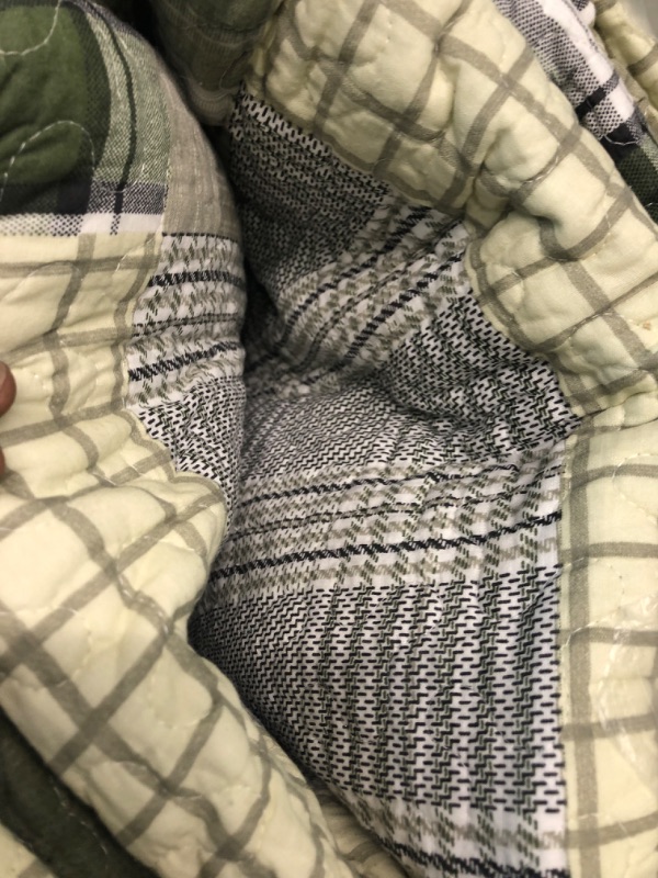 Photo 2 of KALOOLA King Quilt Bedding Set 100% Cotton 3 Pieces, Green Plaid King Size Quilt, Rustic Reversible Lightweight Bedspread for All Season, 1 Quilt 2 Pillowshams Green King (98"x106")