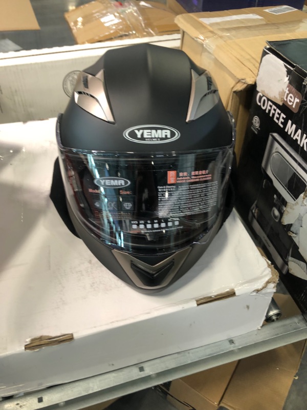 Photo 4 of Motorcycle Modular Full Face Helmet DOT Approved - YEMA YM-925 Motorbike Racing Unisex-Adult Helmet with Sun Visor Large Matte Black