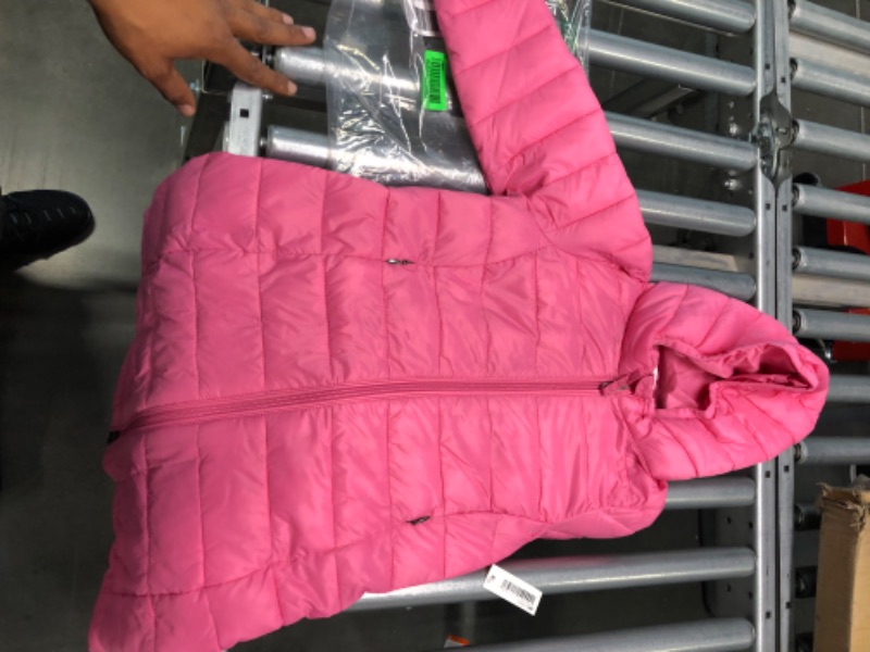 Photo 2 of Amazon Essentials Girls and Toddlers' Lightweight Water-Resistant Packable Hooded Puffer Jacket
EXTRA SMALL