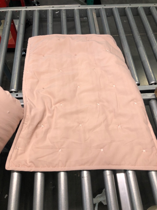 Photo 1 of BOURINA Reversible Quilt Coverlet Set Queen - Pre-Washed Microfiber Ultra Soft Lightweight Star Quilted Bedspread 3-Piece Quilt Set, Flesh Pink Flesh Pink QUEEN104x96"+20x26"x2