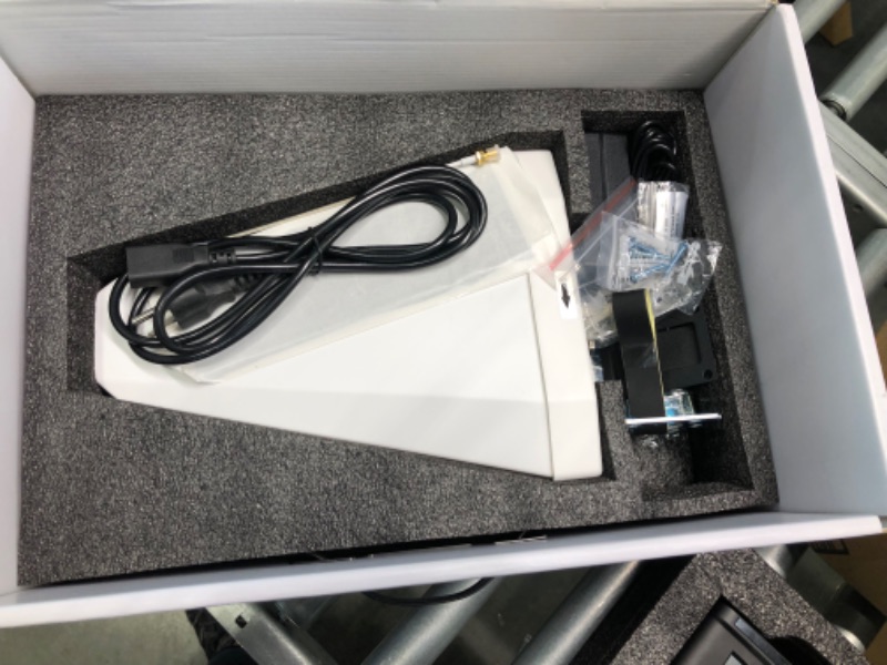 Photo 1 of Hiboost Home MultiRoom - Cell Phone Signal Booster | Boosts 4G LTE & 5G up to 6,000 sq ft for All U.S. Carriers - Verizon, AT&T, T-Mobile & More | Touch Screen Monitor with 2 Antennas| FCC Approved 4K Mate Pro