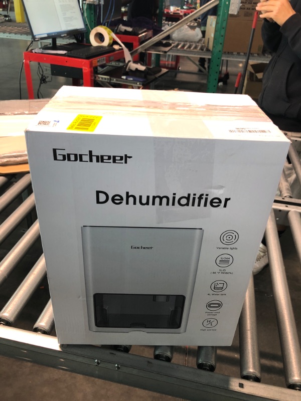 Photo 1 of Gocheer 4000ml(135oz) Dehumidifiers for Home, 8000 Cubic Feet(800 Sq.ft) Dehumidifier for Bathroom with Auto-Off and 2 Working Modes Quiet 7-color LED Light Dehumidifiers for Bedroom Small Portable Dehumidifier for Basement RV Closet Kitchen
