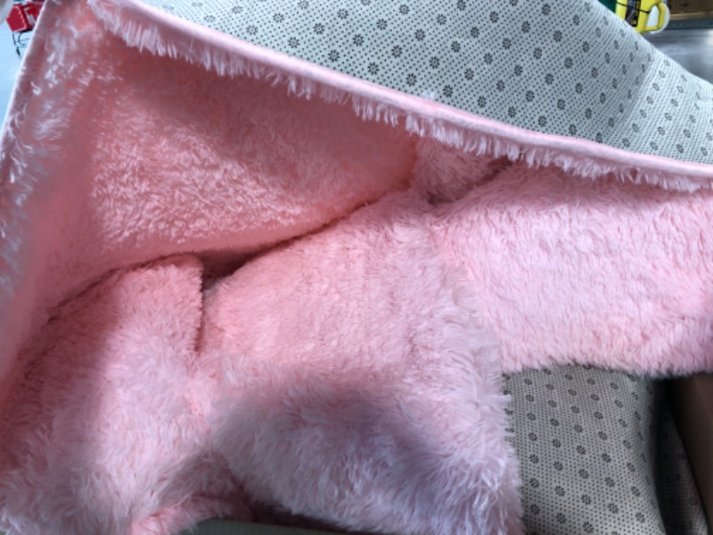 Photo 2 of xl pink fur rug 