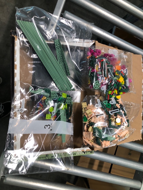 Photo 2 of LEGO Icons Flower Bouquet 10280 Building Set for Adults (756 Pieces)