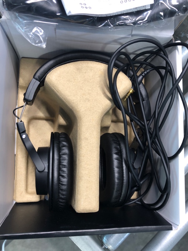 Photo 2 of Audio-Technica ATH-M30x Professional Monitor Headphones
