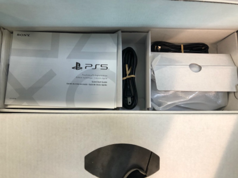 Photo 11 of PlayStation 5 Digital Edition