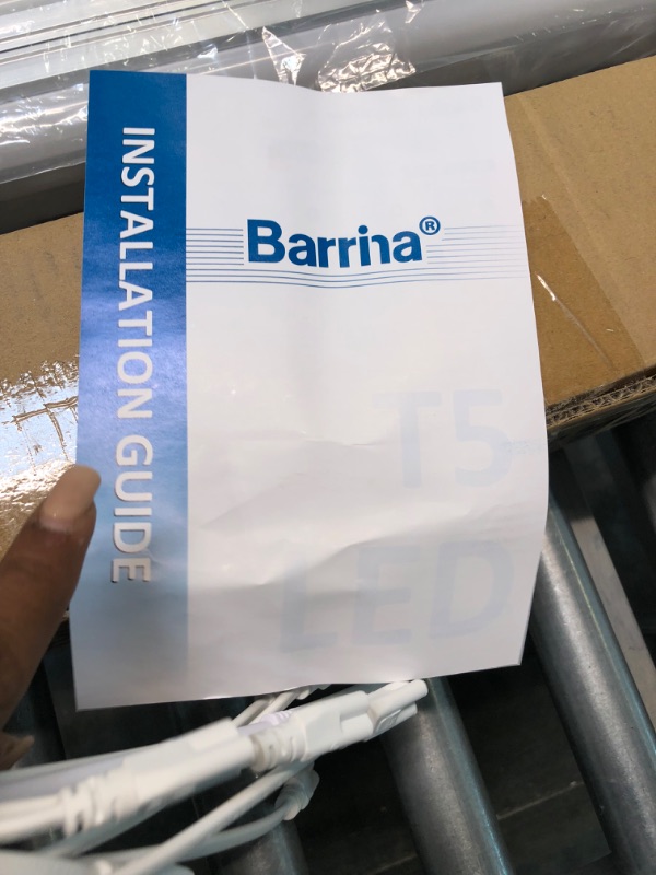 Photo 5 of 6 Pack Barrina LED T5 Integrated Single Fixture, 4FT, 2200lm, 3000K (Warm White), 20W, Utility Shop Light, Ceiling and Under Cabinet Light, ETL Listed, Grow Light with Built-in ON/Off Switch