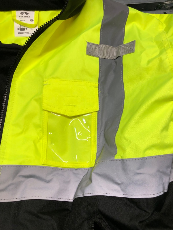 Photo 7 of Pyramex Safety mens Safety X-Large Lime