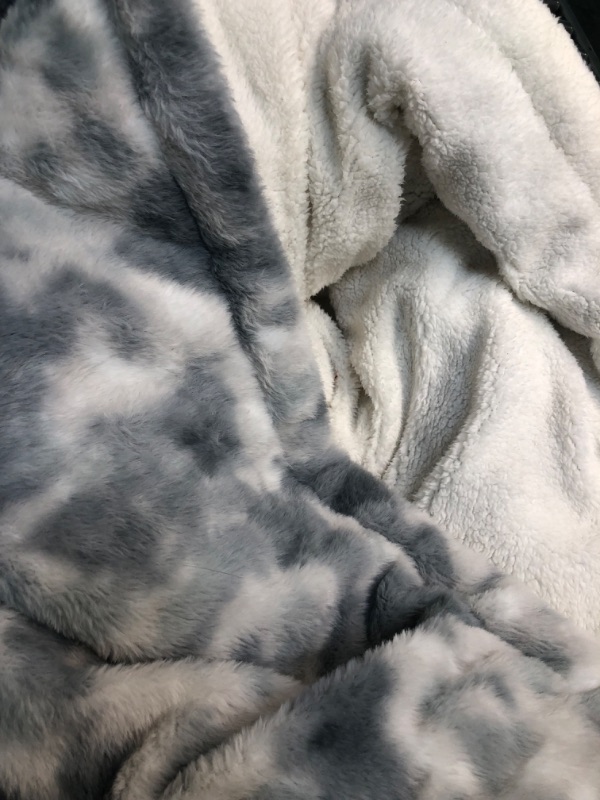 Photo 3 of  Electric Heated and Weighted 2 in1 Blanket — Flannel Material with Premium Glass Beads, with 12 Heat Levels, 8 Timer (Grey Tie dye, 15lb 48''x72'')
