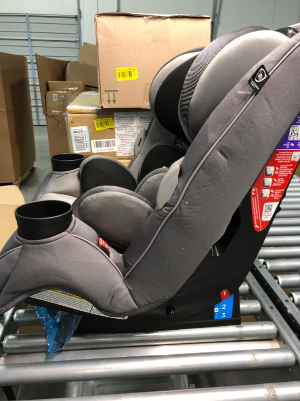 Photo 4 of Safety 1st - Grow and Go 3-in-1 Convertible Car Seat - Night Horizon