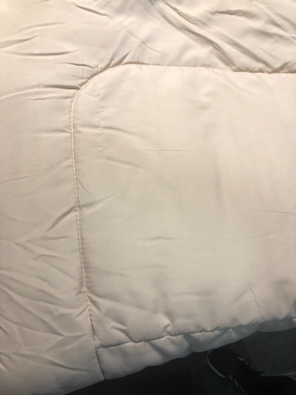 Photo 3 of 
Bedsure Duvet Insert full Comforter BEIGE- All Season Quilted Down Alternative Comforter for FULL Bed, 300GSM Mashine Washable Microfiber Bedding...