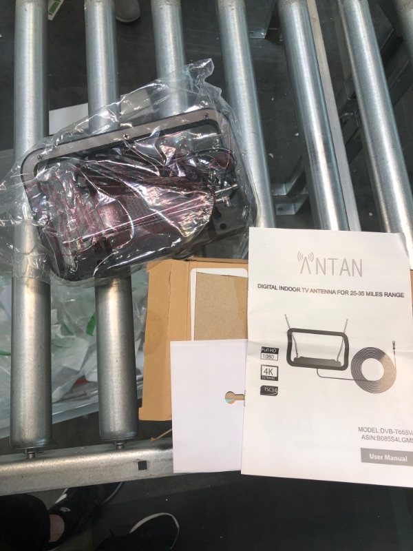 Photo 6 of ANTAN DVB-T655VA Indoor TV Antenna 25-35 Miles Range -Support 8K 4K 1080P UHF VHF Freeview Channels with Longer 10ft Coaxial Cable, Black
