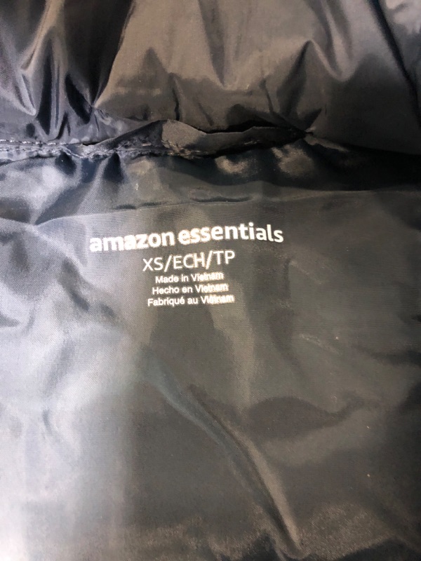 Photo 1 of Amazon Essentials Women's Lightweight Water-Resistant Longer Length Cocoon Puffer Coat X-Small Black