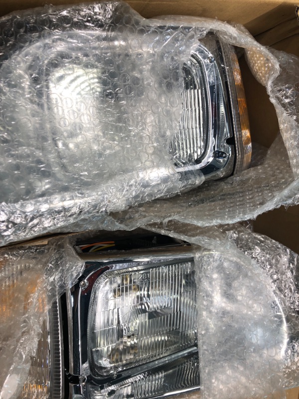 Photo 4 of High Soar Headlights Headlamps for International 9200 9400 5900, Driver & Passenger Side Headlights Assembly for International 9200 9400 5900(A Pair)X00335ZXZR
