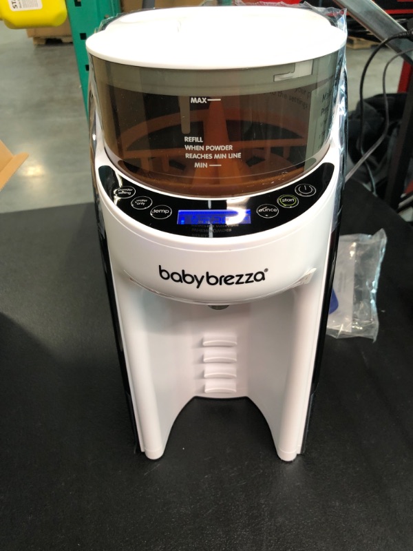 Photo 2 of Baby Brezza Baby brezza formula pro - Holds enough powder for 25 6oz bottles