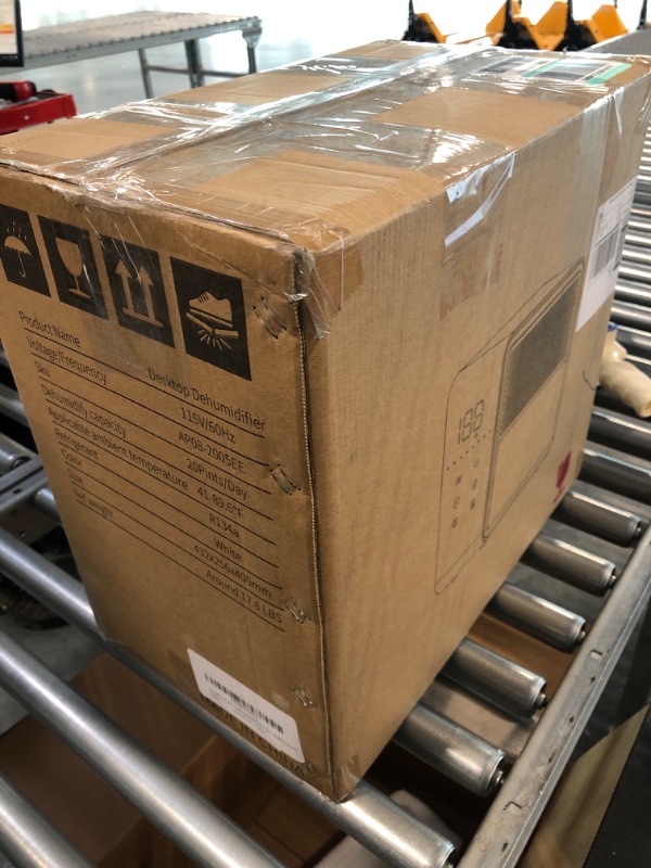 Photo 1 of 16 inch desk top lamp black 