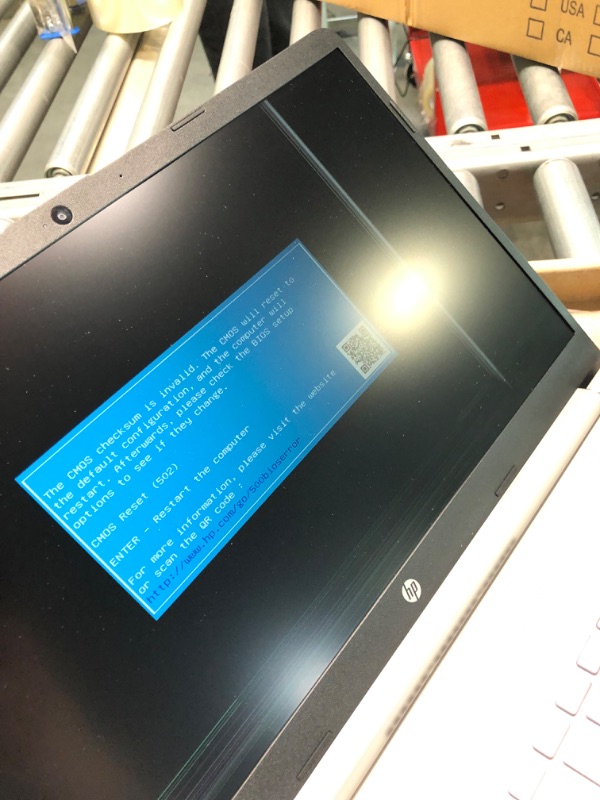 Photo 1 of  HP 15-dy4038nr 15.6 Full HD Laptop Computer - Intel Core i7 11th Gen 1195G7 2.9 -- damage to screen 