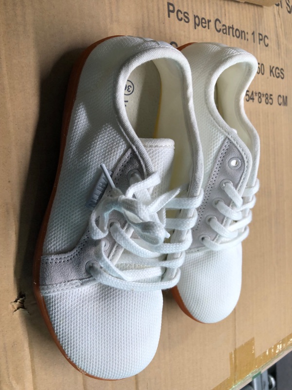 Photo 7 of WHITIN Unisex Minimalist Barefoot Shoes, Wide Width Fashion Sneaker, Size 36 US 5.5