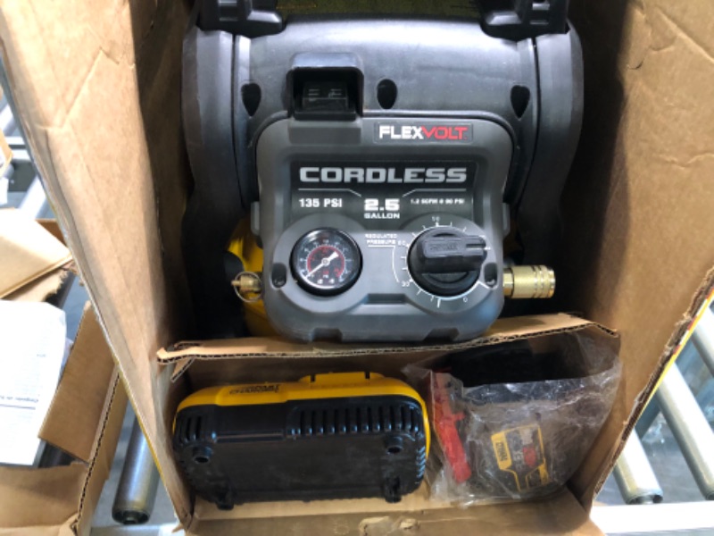 Photo 6 of DEWALT FLEXVOLT 60V MAX* Air Compressor Kit, Cordless, 2.5 Gallon (DCC2560T1)